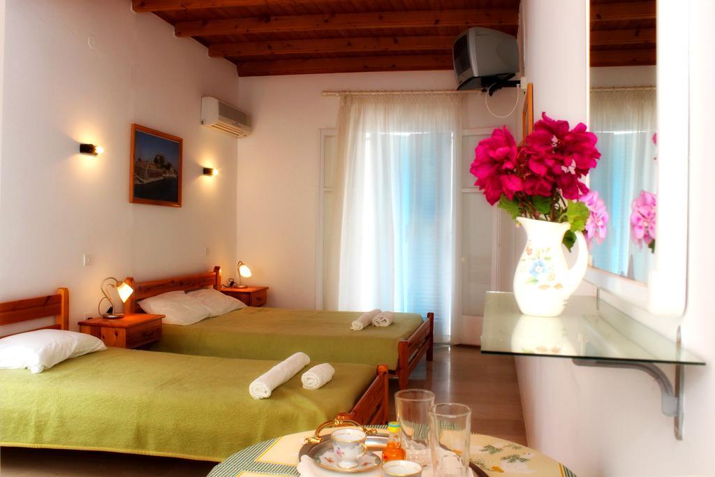 Sotiria Aparthotel Paramonas  Exterior photo